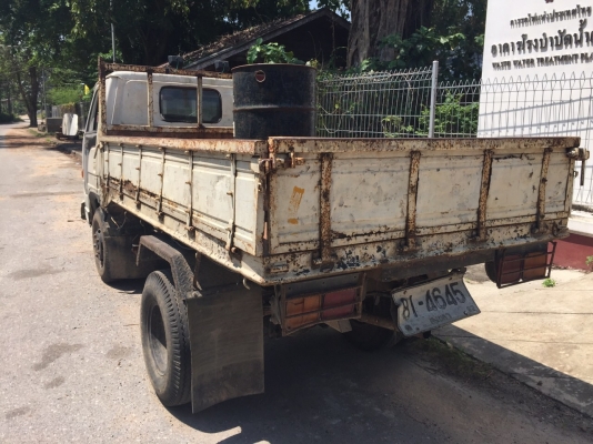 6ล้อเล็ก..หัว-คัสซีพร้อมชุดดั้ม...88แรง ISUZU ELF คัสซี 7903256 รถใช้งานอยู่ มีเล่มทะเบียน