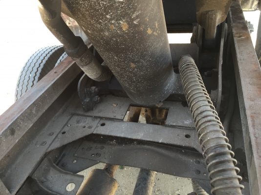 6ล้อเล็ก..หัว-คัสซีพร้อมชุดดั้ม...88แรง ISUZU ELF คัสซี 7903256 รถใช้งานอยู่ มีเล่มทะเบียน