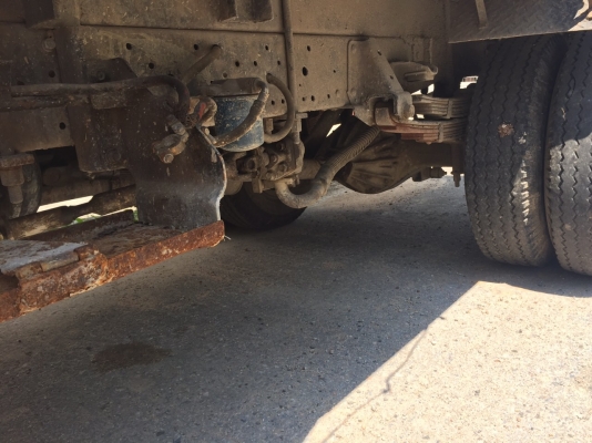 6ล้อเล็ก..หัว-คัสซีพร้อมชุดดั้ม...88แรง ISUZU ELF คัสซี 7903256 รถใช้งานอยู่ มีเล่มทะเบียน