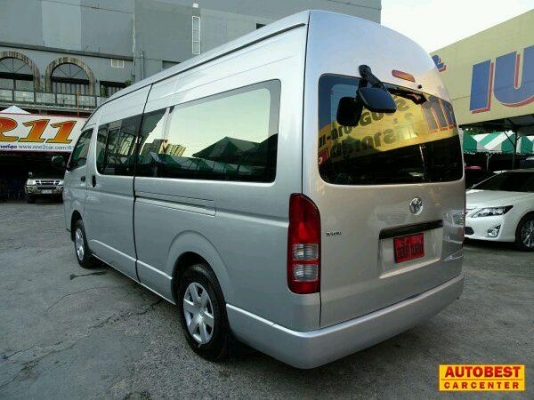 TOYOTA HIACE COMMUTER 2.5D4D MT ปี2011 // ราคา 829,000 บาท