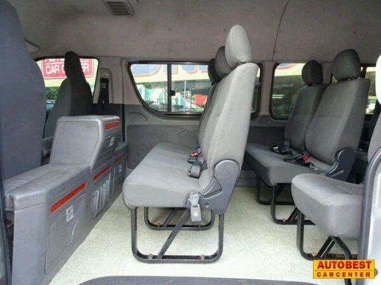 TOYOTA HIACE COMMUTER 2.5D4D MT ปี2011 // ราคา 829,000 บาท