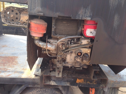 ขายรถยกชุด 3 คัน ราคา 750,000 บาท เหมาะกับผู้รับเหมา ร้านวัสดุก่อสร้าง รถสภาพพร้อมใช้งาน  1 รถหกล้อโตโยต้า BU-85 ติดเฮี๊ยบ 3 ตัน 2 รถแบคโฮ komatsu PC 60 3 รถมิตรชูบิชิL200   พร้อมโม่ปูนเครื่องคูโบต้าET110 4 แท่นผสมปูน รถทุกคันพร้อมใช้งาน ติดต่อสอบถาม ชัยย