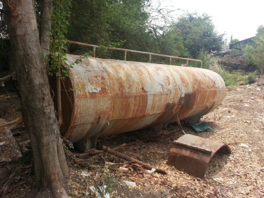 ถังน้ำ5000ลิตร มีรูรั่ว 2 รู เอาไปทำได้ = ราคา4,500฿ =