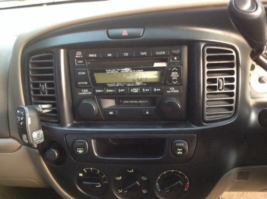 FORD ESCAPE, 3.0 XLT 3.0 ออโต้ โฟวิล ซันลูป FORD ESCAPE, 3.0 XLT 3.0 ออโต้ โฟวิล ซันลูป