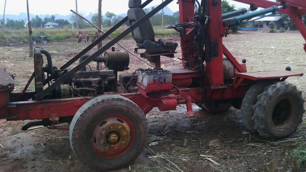 รถคีบ 6 ล้อ 200000 บาท    0895767989