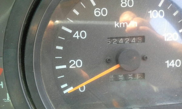 ขาย รถพ่วงไม่ดั๊มพ์/NISSAN/รุ่นCWM/320แรงม้า/ปี52/สภาพพร้อมใช้งาน