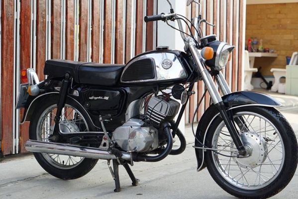 ร้าน วุมิ นนบุรี ขาย SUZUKI K125 m2 เดิมๆทะเบียนพร้อมโอนรถสวยๆคับ