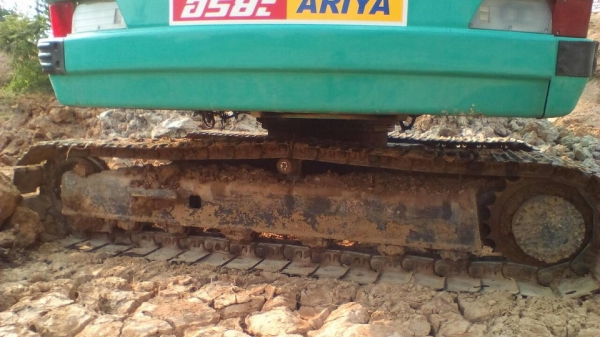 **660,000 บ.ต่อรอง/// แบคโฮ KOBELCO SK120 MARK (3) ไฟฟ้าตัดบางจุด มี อุปกรณ์ จอ+กล่อง ครบ เครื่อง/ปั้ม เดิม แรง เร็วดี บูมอาร์มสวย บุ้งกี๋+ฟันตัก พอใช้ เอวแน่น ช่วงล่าง70-75\% เก๋งไม่ผุ แอร์เย็น เอกสารอินวอย **ขาย KOBELCO MARK-3 SK120 แบคโฮยอดนิยม สภาพดี **660,000 บ.ต่อรอง/// แบคโฮ KOBELCO SK120 MARK (3) ไฟฟ้าตัดบางจุด มี อุปกรณ์ จอ+กล่อง ครบ เครื่อง/ปั้ม เดิม แรง เร็วดี บูมอาร์มสวย บุ้งกี๋+ฟันตัก พอใช้ เอวแน่น ช่วงล่าง70-75\% เก๋งไม่ผุ แอร์เย็น เอกสารอินวอย **ขาย KOBELCO MARK-3 SK120 แบคโฮยอดนิยม สภาพดี