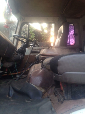 ขายรถ10ล้อ ดั้ม2เพลา FM227 เครื่อง220แรง สโลเดิม เครื่องดี ช่วงล่างดี ระบบดั้มดี พร้อมใช้งาน เอกสารพร้อมโอน สนใจโทร 090-8588220คุณนะ 093-3258446คุณบิว หรือเข้าดูสินค้าอื่นๆได้ที่ www.truck.in.th/498 หรือเพจFacebook ณรงค์ ซื้อขายรถมือสอง (เว็บไซต์ส่วนตัว)