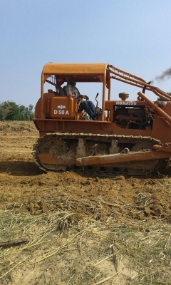 ขายรถแทรคเตอร์ รุ่นดี50เอ โคมัทสุ