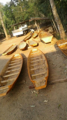 ขายเรือทำจากไม้