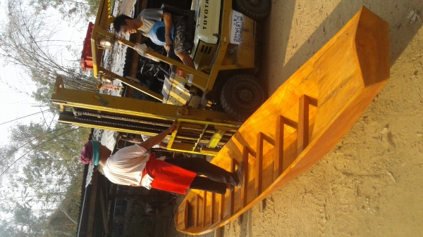 ขายเรือทำจากไม้