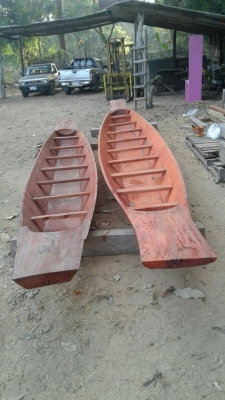 ขายเรือทำจากไม้