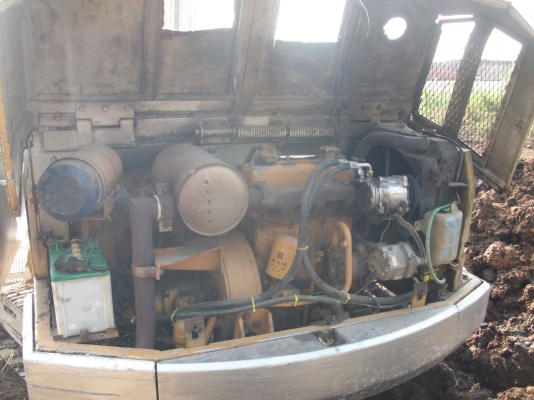 ขายแมกโฮ KOMATSU  PC 40 รุ่น 3 แอร์เย็น พร้อมใช้ พร้อมของแถม