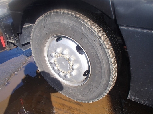 ROUGH TERRAIN CRANE KATO KR10HM