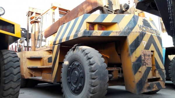 FORKLIFT KOMATSU FD240-5