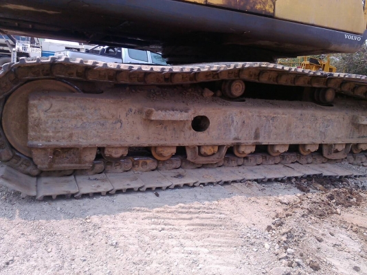 ขาย 580,000 แบคโฮ VOLVO EC 210 LC เครื่องดีปั้มแรงช่วงดีรถสวยพร้อมใช้เล่มทะเบียนพร้อมโอน 090-772-3710 090-772-3708