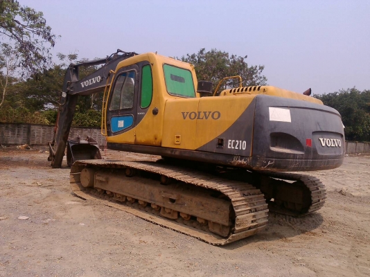ขาย 580,000 แบคโฮ VOLVO EC 210 LC เครื่องดีปั้มแรงช่วงดีรถสวยพร้อมใช้เล่มทะเบียนพร้อมโอน 090-772-3710 090-772-3708