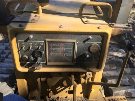 ขาย รถดันดิน D5H จำหน่าย รถ เครื่องจักร นำเข้า100\% อปกรณ์ทุกชิด ราคาถูก eurotec. 0818176901