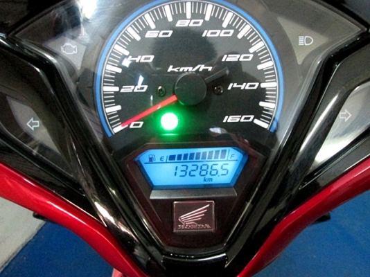 Click 125 i ตัวท๊อปล้อแม็กระบบ idling stop รถบ้านมือเดียวจากป้ายแดง รถปี57 แถม 4 รายการ