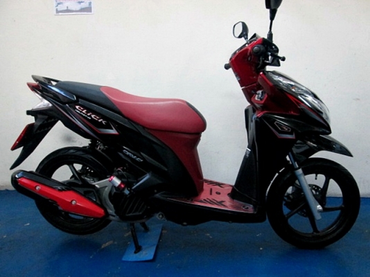 Click 125 i ตัวท๊อปล้อแม็กระบบ idling stop รถบ้านมือเดียวจากป้ายแดง รถปี57 แถม 4 รายการ
