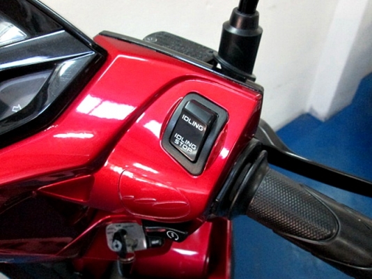 Click 125 i ตัวท๊อปล้อแม็กระบบ idling stop รถบ้านมือเดียวจากป้ายแดง รถปี57 แถม 4 รายการ