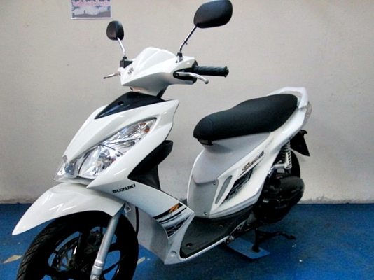 Skydrive ตัวท๊อป ล้อแม็กสีขาว สวยสะอาดตาพิมพ์นิยม รถเดือน มีนาคม ปี56ไมล์ 8 พันโล แถม 4 รายการ 26900