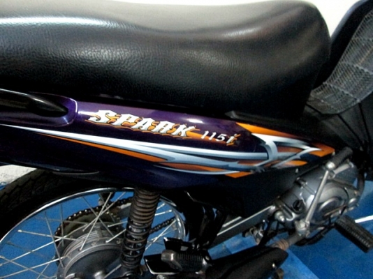 SPARK 115 i  (สต๊าทมือ) สีม่วง รถเดือน มิถุนายน ปี56 ไมล์ 26xxx โล รถที่ประหยัดน้ำมันที่สุด แถม 3 รายการ 21900