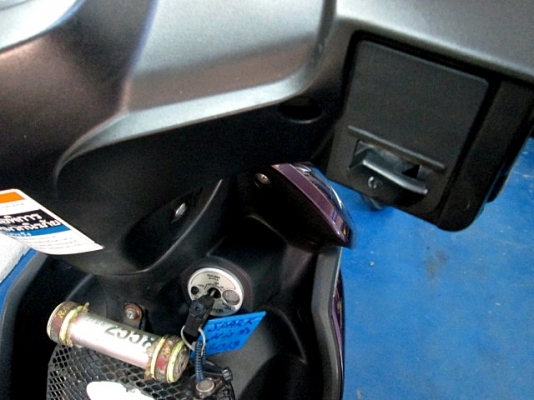 SPARK 115 i  (สต๊าทมือ) สีม่วง รถเดือน มิถุนายน ปี56 ไมล์ 26xxx โล รถที่ประหยัดน้ำมันที่สุด แถม 3 รายการ 21900