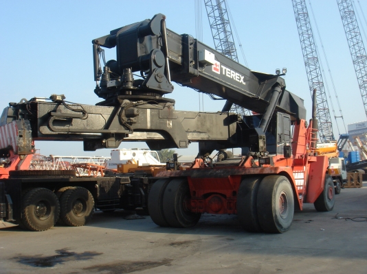 Reach Stacker TEREX CS45Km