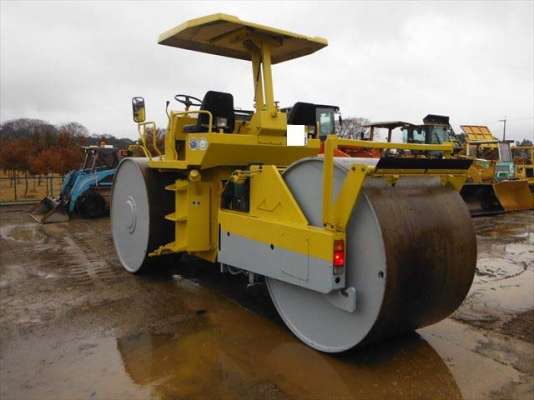 รถบด ROLLER SAKAI R2-10TON