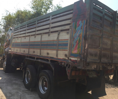 สิบล้อ อีซูซุ 270ปี40 ดั้มมีเนียม สภาพดีสวยบางเดิมพร้อมวิ่งงาน ทะเบียนพร้อมโอน