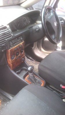 รถเก๋งเชฟโลเลคชาฟิล่าปี44