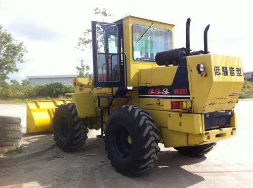 >>รถตัก KOMATRU WA100-1<<