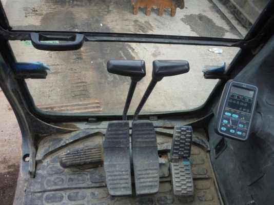 ขาย!! รถขุด KOMATSU PC120-6E รถนำเข้า100\% ขาย!! รถขุด KOMATSU PC120-6E รถนำเข้า100\%