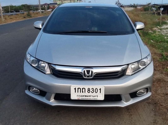 ขาย Honda Civic ปี2014 เกียร์ออโต้ 1.8E ตัวรองท็อป Abac 2 ลูก  โทร 086-722-0456