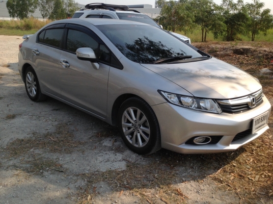 ขาย Honda Civic ปี2014 เกียร์ออโต้ 1.8E ตัวรองท็อป Abac 2 ลูก โทร 086-722-0456 ขาย Honda Civic ปี2014 เกียร์ออโต้ 1.8E ตัวรองท็อป Abac 2 ลูก โทร 086-722-0456