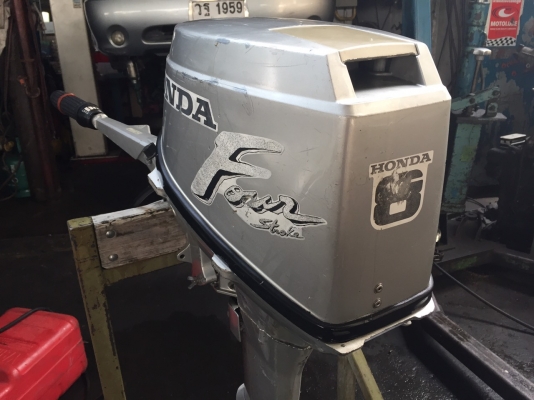 ขายเครื่อง HONDA 8 fourstroke