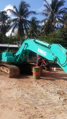 ขายรถแบคโฮ KOBELCO SK200-6 YN10 เอกสารเเล่มทะเบียน 10700 ชม.ราคา 1450000