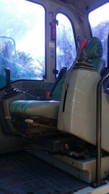 ขายรถแบคโฮ KOBELCO SK200-6 YN10 เอกสารเเล่มทะเบียน 10700 ชม.ราคา 1450000