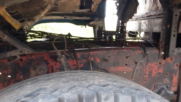 ขายด่วนพ่วงแม่ลูกเดก้า24ล้อ ไม่ดั๊มแม่ยาว7ม.ลูกยาว8ม.มีทุกอย่างครบขาดเครื่อง