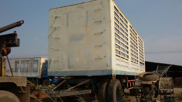 ขายด่วนพ่วงแม่ลูกเดก้า24ล้อ ไม่ดั๊มแม่ยาว7ม.ลูกยาว8ม.มีทุกอย่างครบขาดเครื่อง