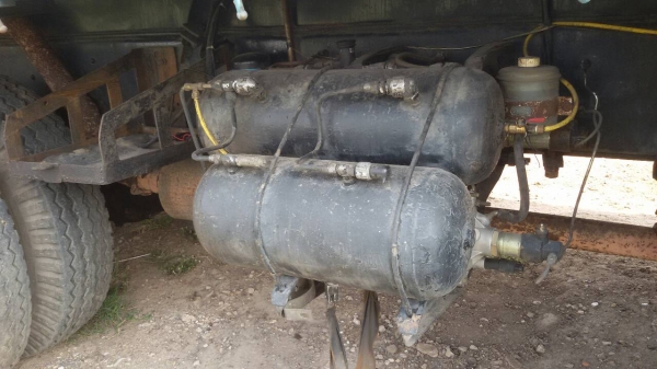 ขายด่วนพ่วงแม่ลูกเดก้า24ล้อ ไม่ดั๊มแม่ยาว7ม.ลูกยาว8ม.มีทุกอย่างครบขาดเครื่อง