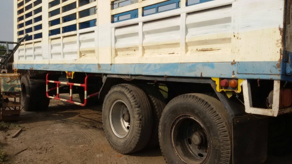 ขายด่วนพ่วงแม่ลูกเดก้า24ล้อ ไม่ดั๊มแม่ยาว7ม.ลูกยาว8ม.มีทุกอย่างครบขาดเครื่อง