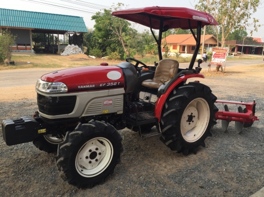 ขายรถไถยันมาร์ EF352T พร้อมผานพรวน ราคา 189,000 บาท สนใจโทร 081-9136451 ค่ะ