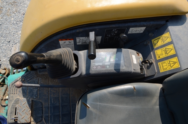 ขายแม็คโค KOMATSU PC27MR-1 ปี2002 นำเข้าจากญี่ปุ่น ไม่เคยผ่านการใช้งานในไทย ขายแม็คโค KOMATSU PC27MR-1 ปี2002 นำเข้าจากญี่ปุ่น ไม่เคยผ่านการใช้งานในไทย