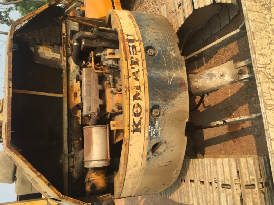 รถขุดเก่านอง