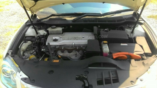 รถเก๋ง TOYOTA CAMARY HYBRID 2.4 V ปี 2011