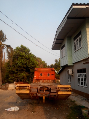 ขอขายรถเทเลอร์หน้ายาว 6ล้อ บันไดขึ้นลงไฮโดลิค สภาพดีพร้อมทะเบียน ขอขายรถเทเลอร์หน้ายาว 6ล้อ บันไดขึ้นลงไฮโดลิค สภาพดีพร้อมทะเบียน