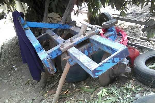 ขายตามสภาพพานยกร่องติดมากับรถไถฟอดร์ยี่ห้อSBT ขายตามสภาพพานยกร่องติดมากับรถไถฟอดร์ยี่ห้อSBT